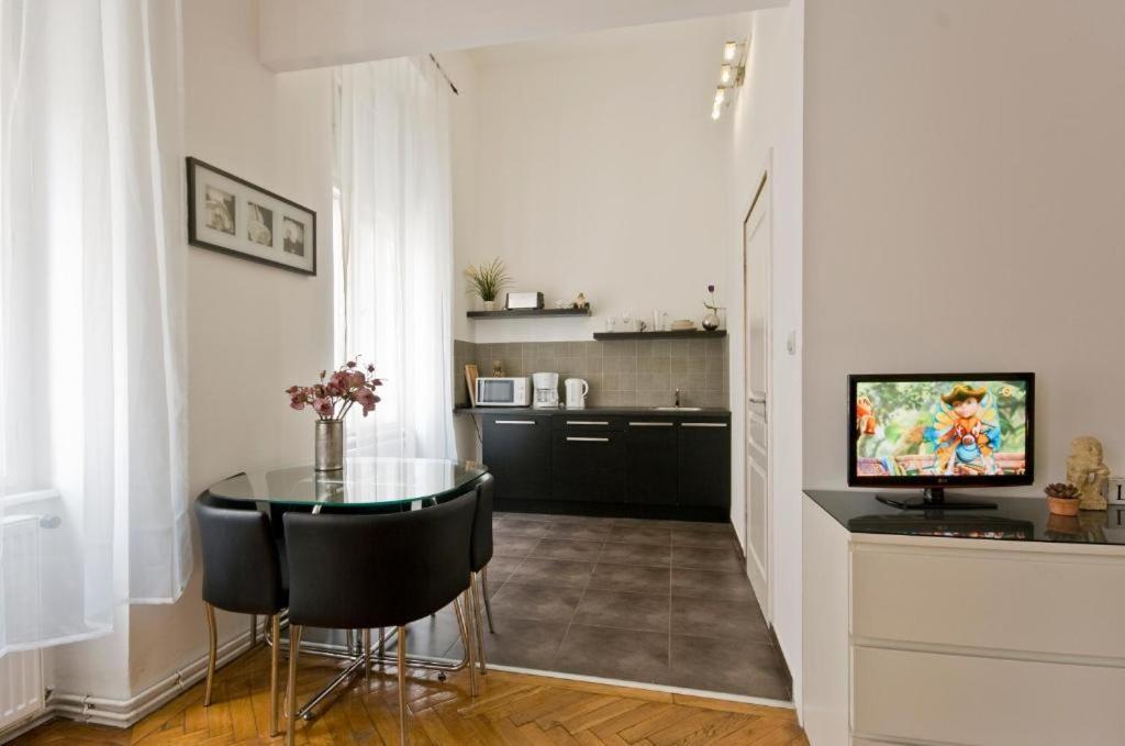 Balcony Apartment Βουδαπέστη Εξωτερικό φωτογραφία