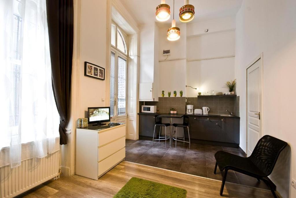 Balcony Apartment Βουδαπέστη Εξωτερικό φωτογραφία